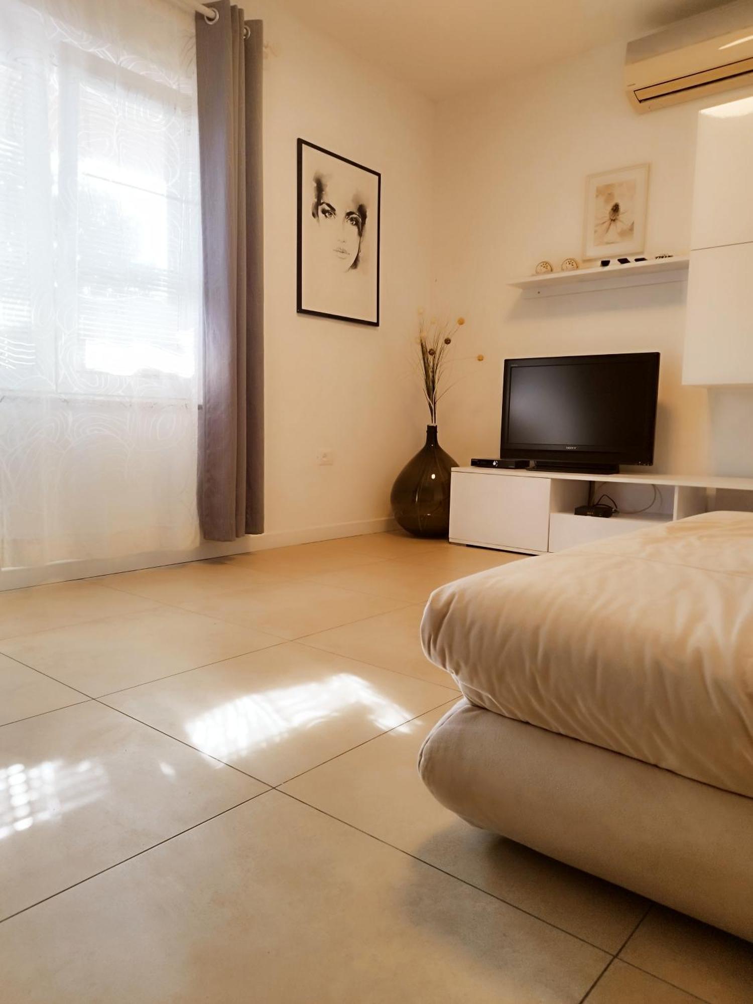 Apartments Merlin Novigrad Istria Esterno foto