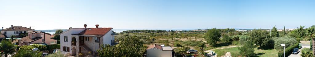 Apartments Merlin Novigrad Istria Esterno foto